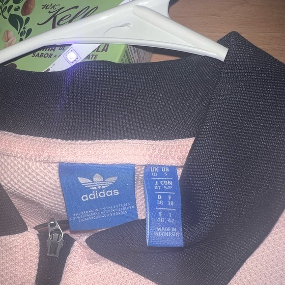 adidas zipper t-shirt like new - Picture 4 of 4